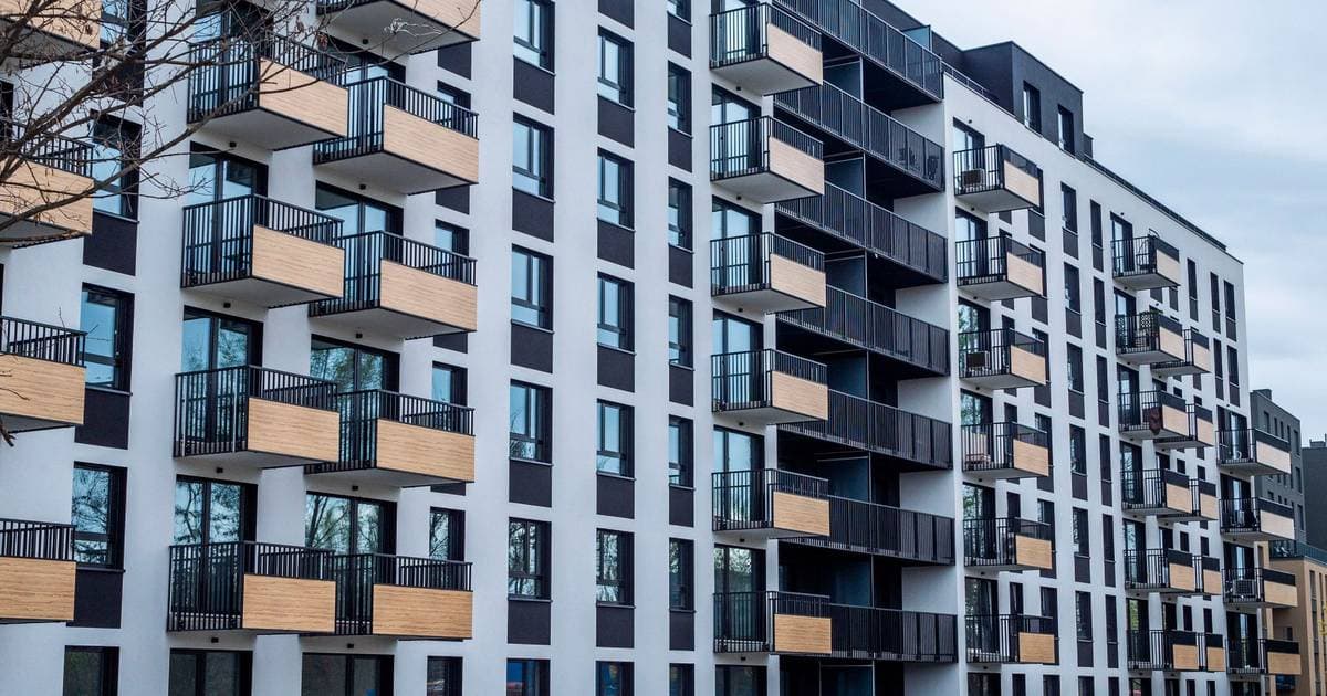 Block Wide Cockroach Control for Apartment Associations